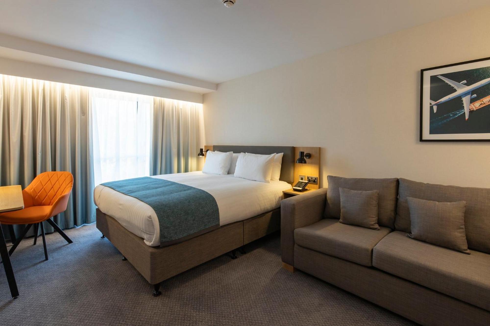 Holiday Inn Bristol Airport By Ihg Redhill  Dış mekan fotoğraf