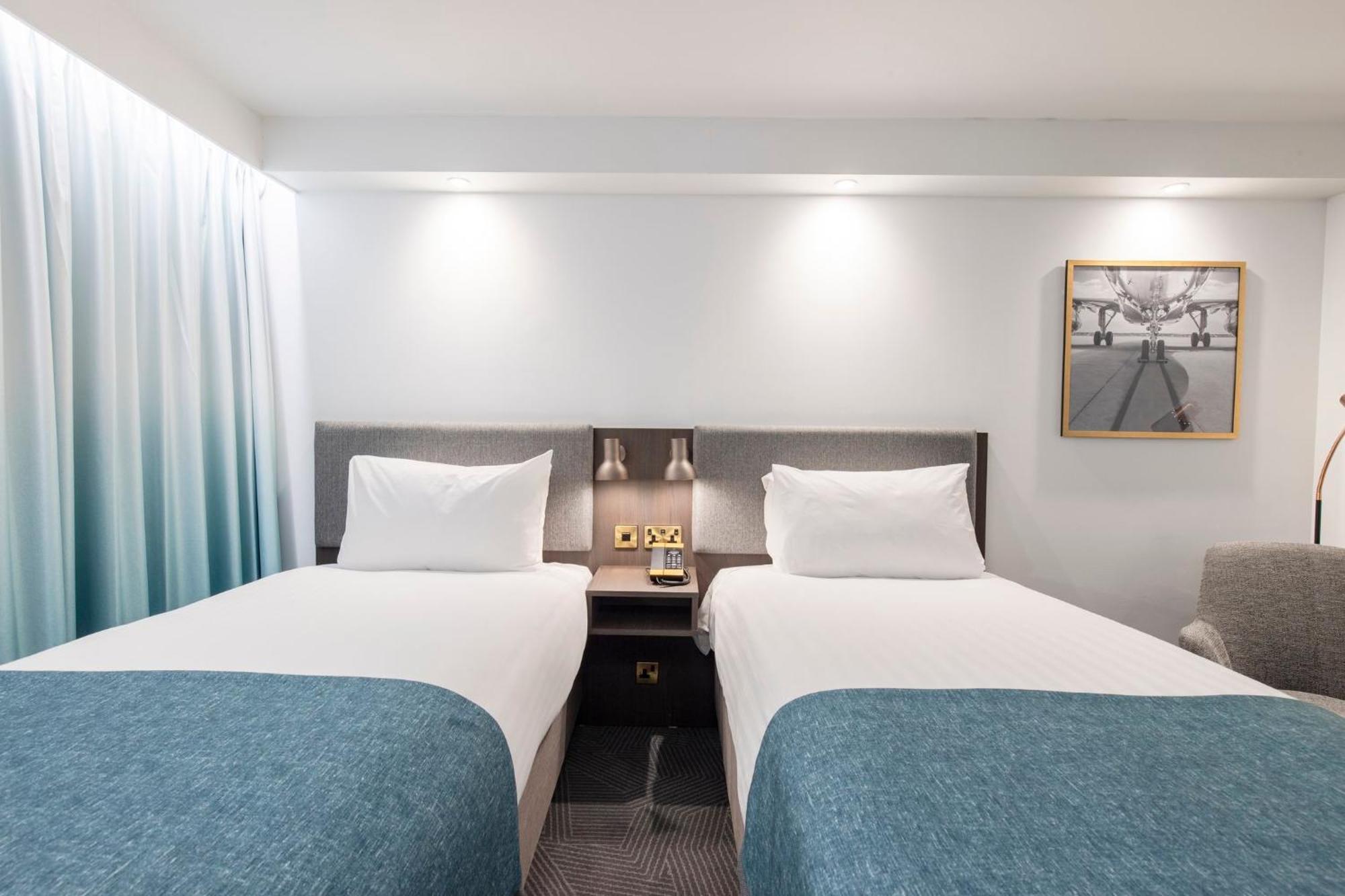 Holiday Inn Bristol Airport By Ihg Redhill  Dış mekan fotoğraf