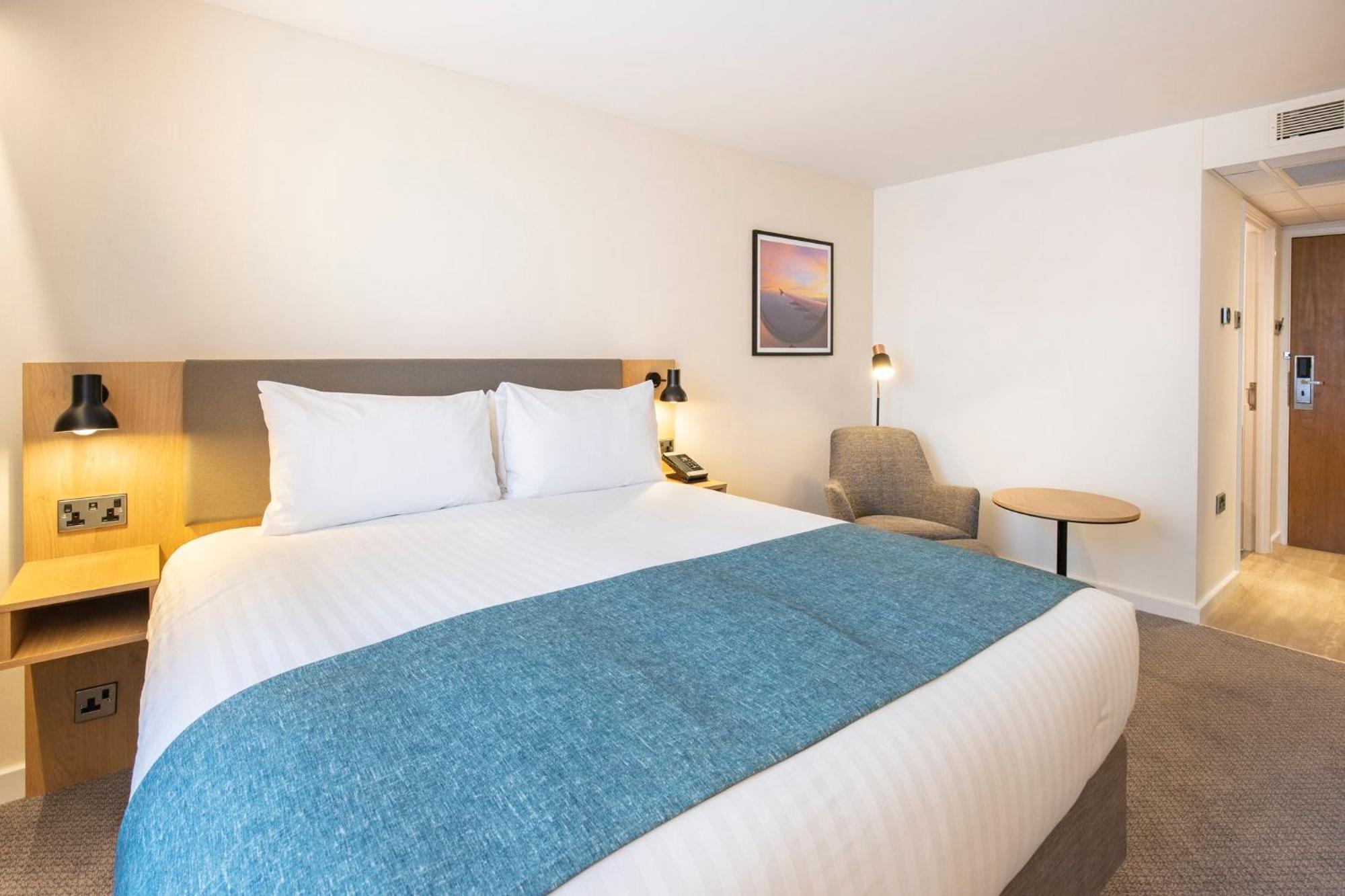 Holiday Inn Bristol Airport By Ihg Redhill  Dış mekan fotoğraf