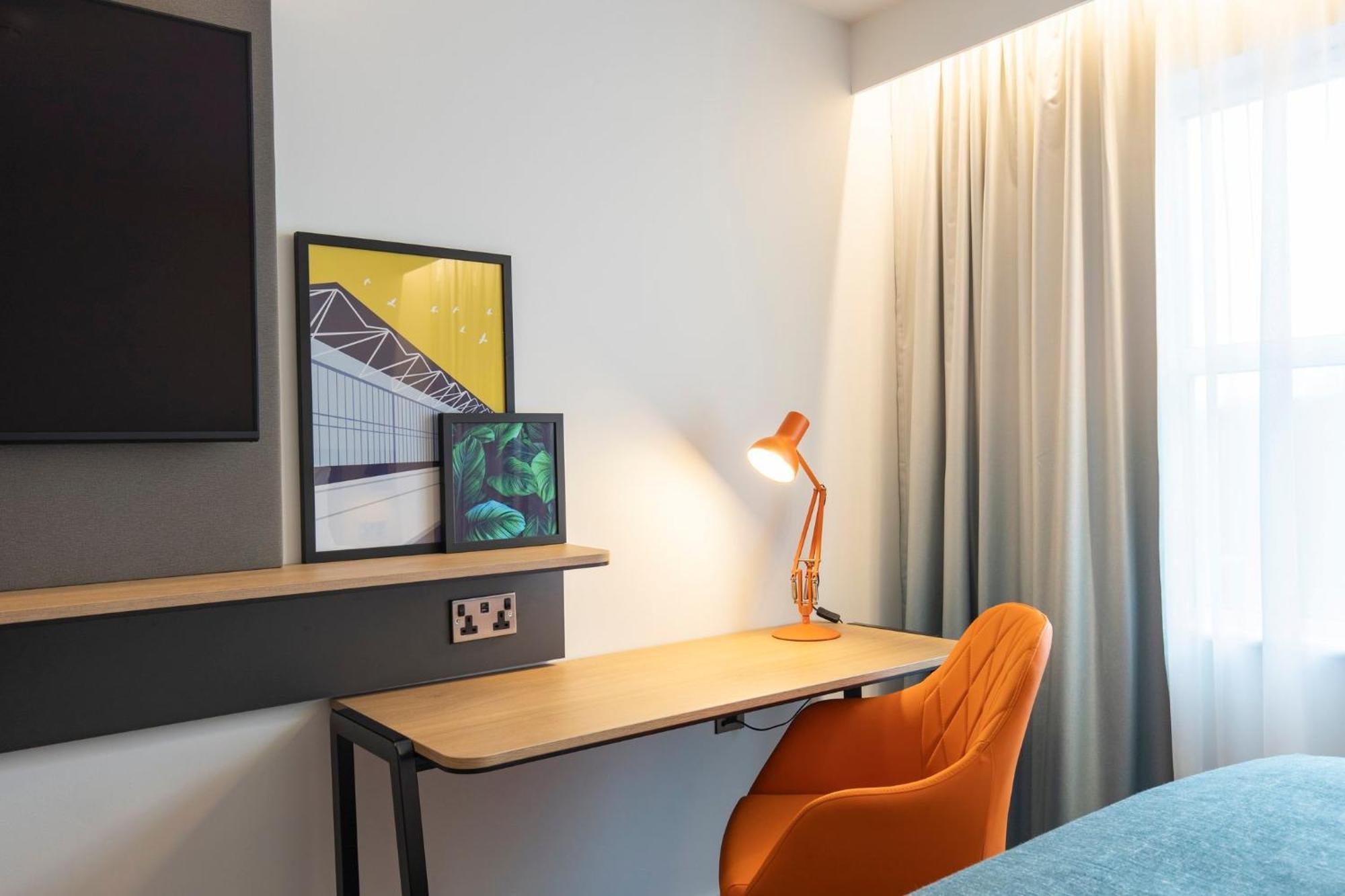 Holiday Inn Bristol Airport By Ihg Redhill  Dış mekan fotoğraf
