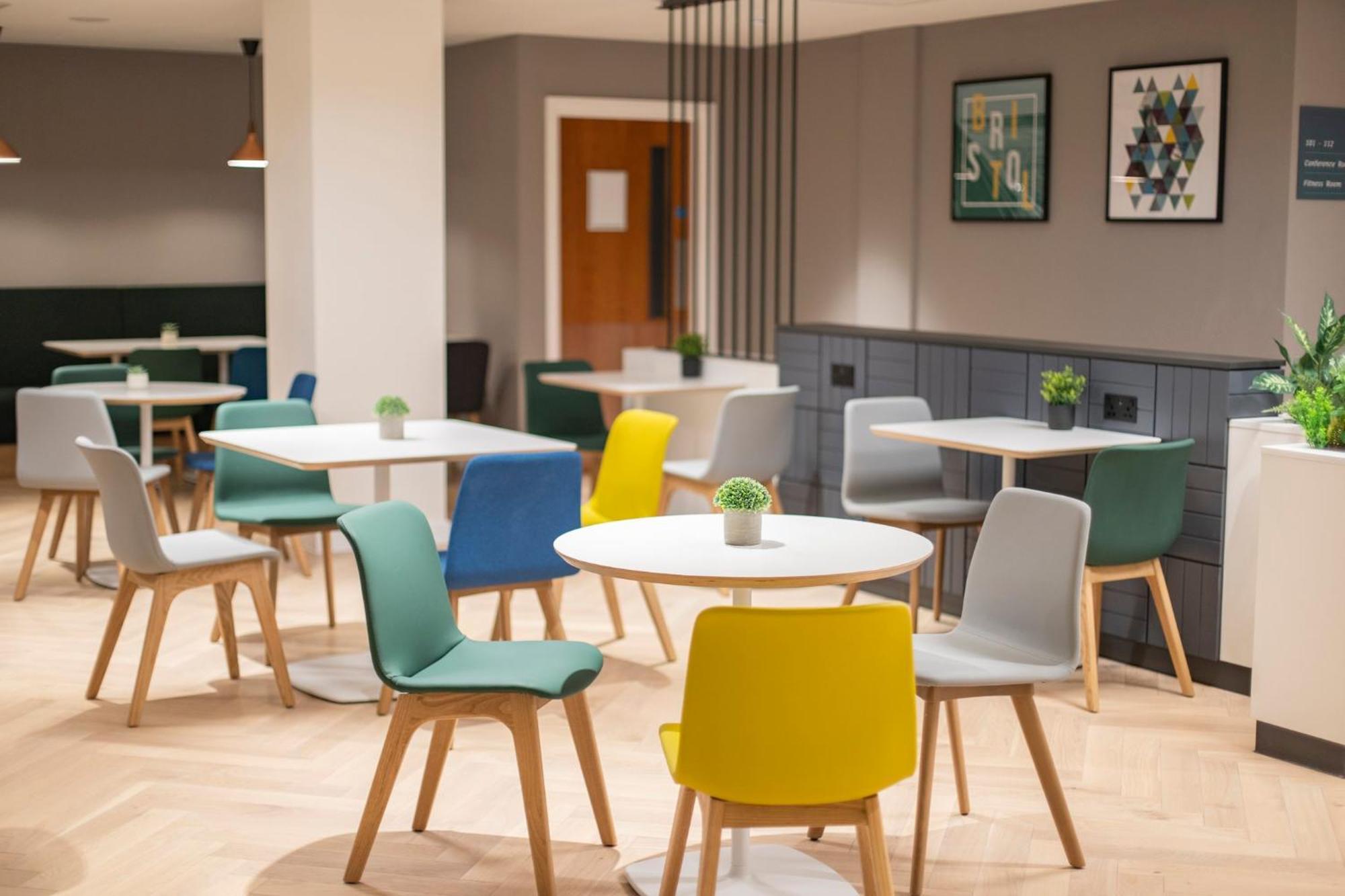 Holiday Inn Bristol Airport By Ihg Redhill  Dış mekan fotoğraf